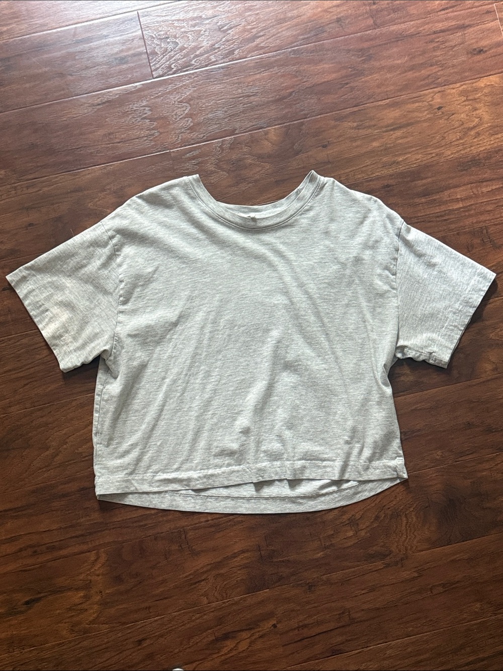 Casual Boxy Crop T-Shirt in Light Gray